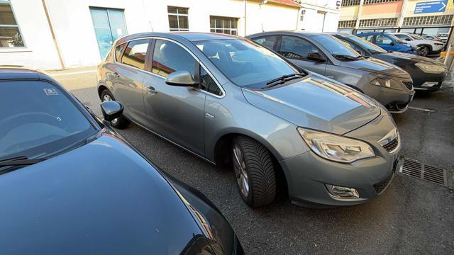 OPEL Astra 1.6 115CV 5 porte Cosmo