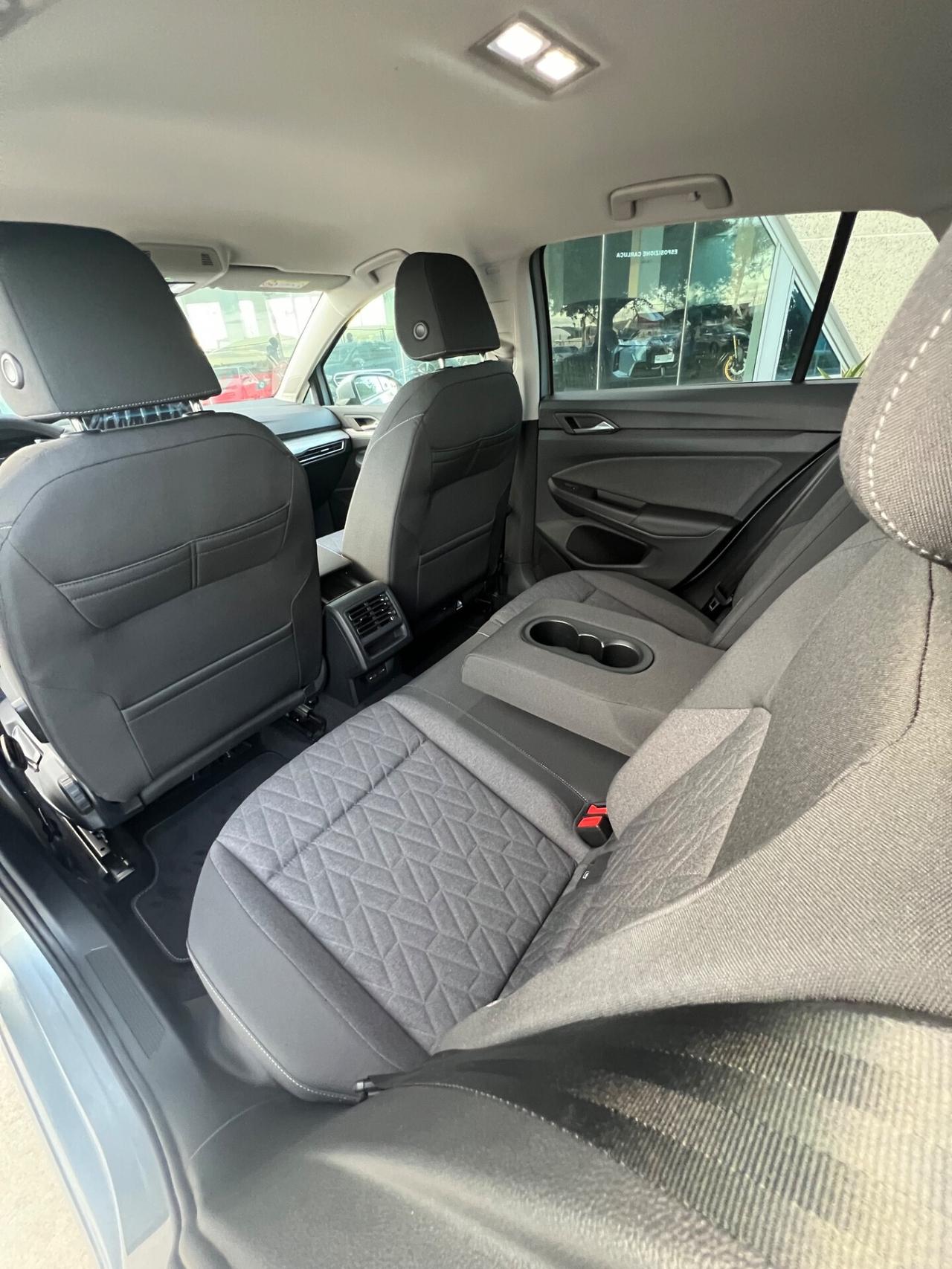 Volkswagen Golf 1.5 tsi 115cv possibilità noleggio no scoring