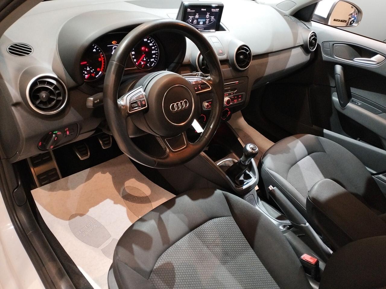 Audi A1 Sportback 1.6 tdi Sport