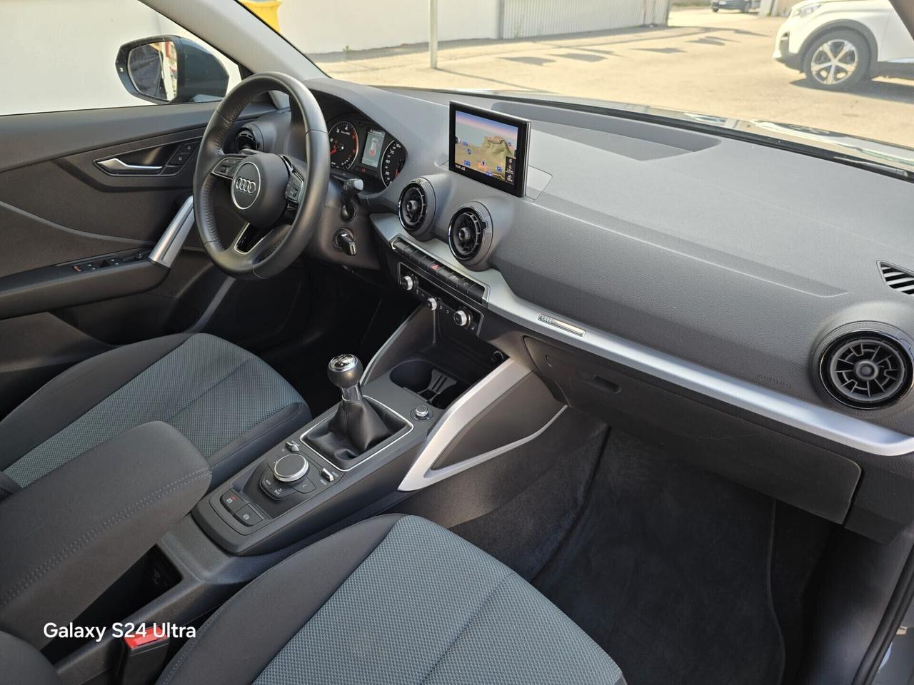 Audi Q2 30 TDI Business Design