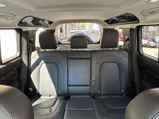 LAND ROVER Defender 110 3.0D 200 CV AWD Automatic