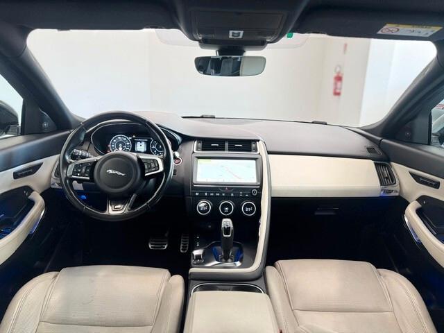 Jaguar E-Pace 2.0D 180 CV AWD aut. R-Dynamic HSE