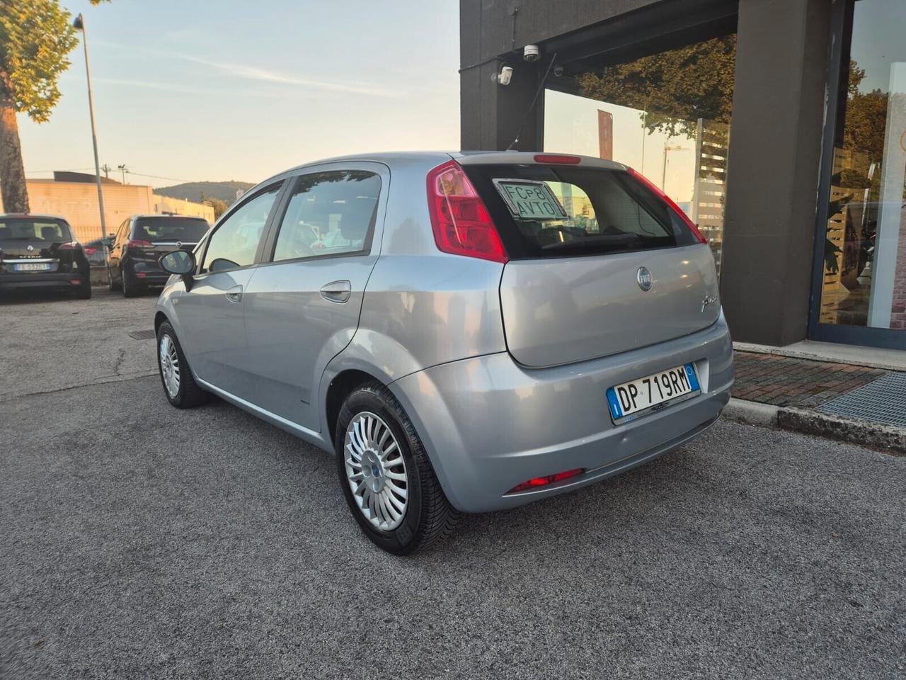 Fiat G.Punto 1.3 MJT Dynamic E4 -- OK Neopat.!