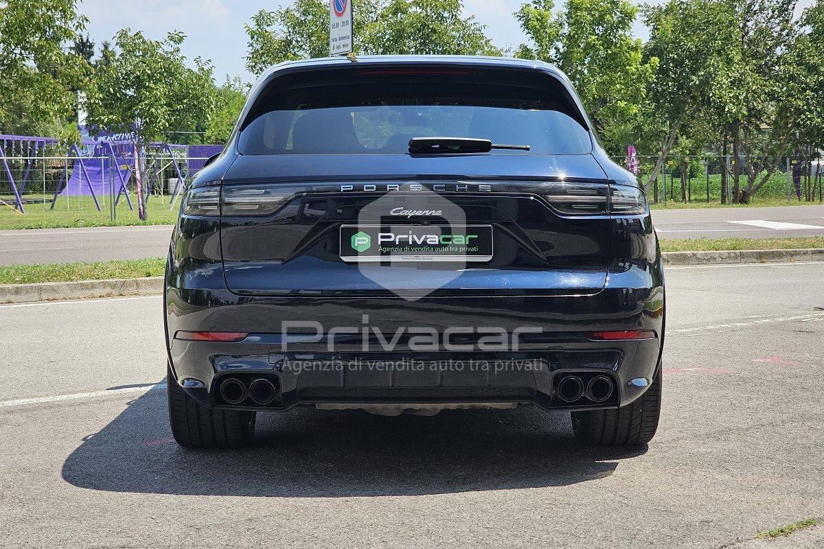 PORSCHE Cayenne 3.0 V6