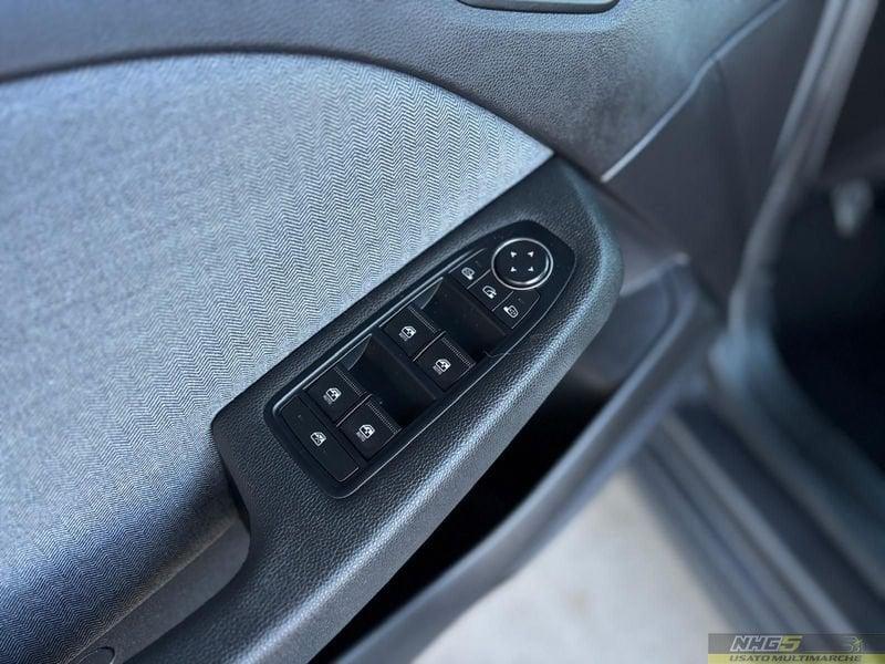 Renault Clio Clio TCe 90 CV 5 porte Techno