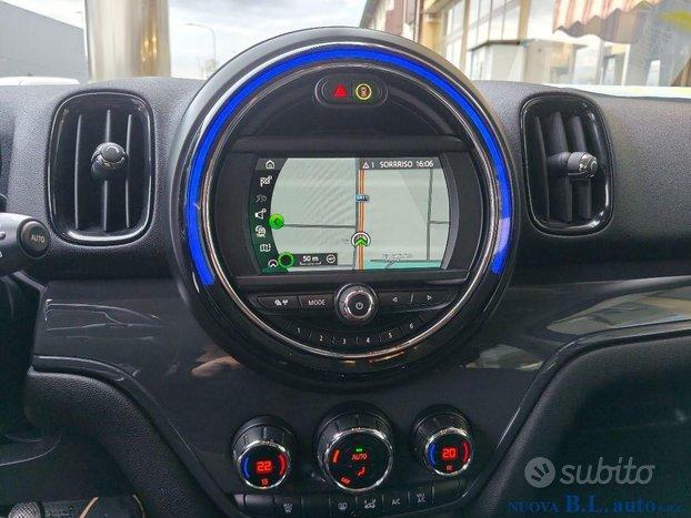MINI - Countryman - Mini One Northwood Edition