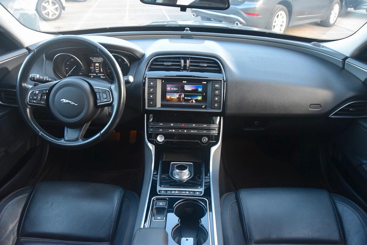 Jaguar XE 2.0 D Turbo 180CV aut. Prestige