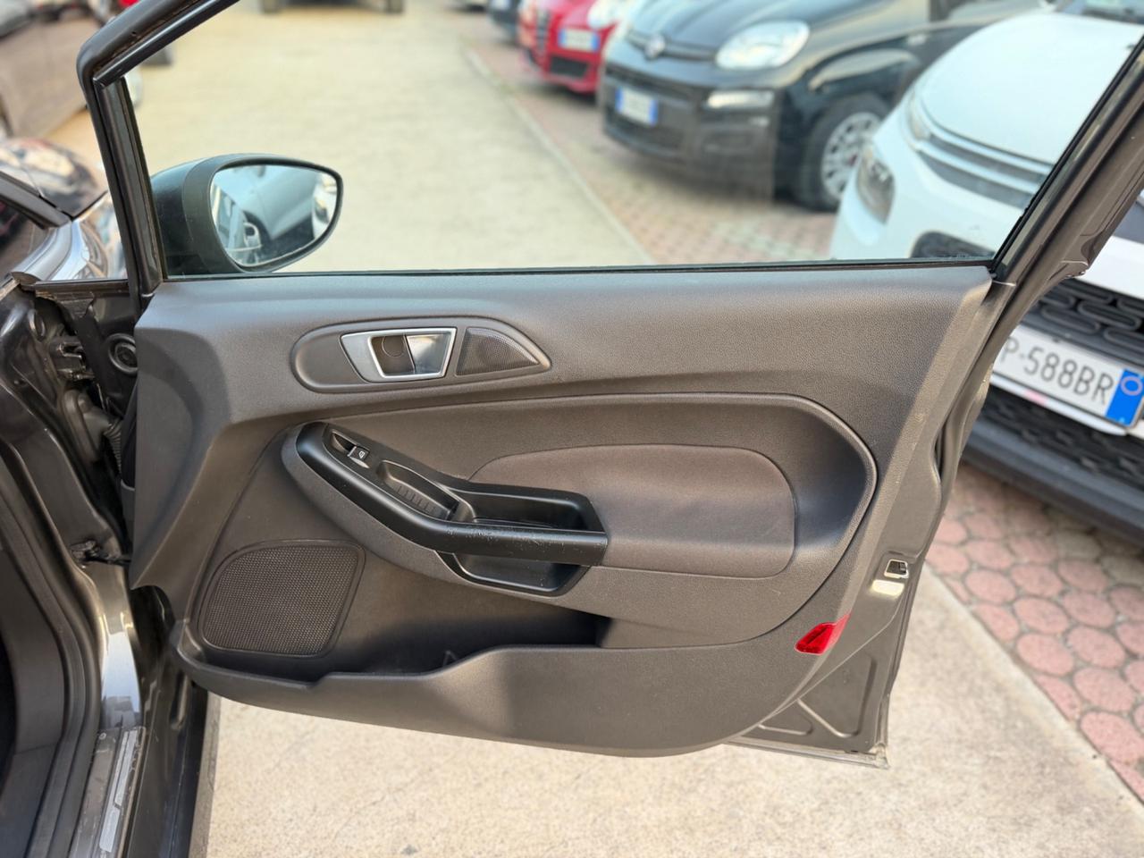 Ford Fiesta 1.5 TDCi 95CV 5 porte ST-Line Km Certif