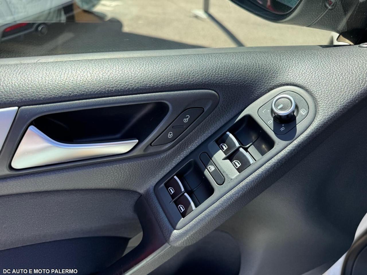 Volkswagen Golf 1.6 Diesel 105CV.Automatic.o.2012