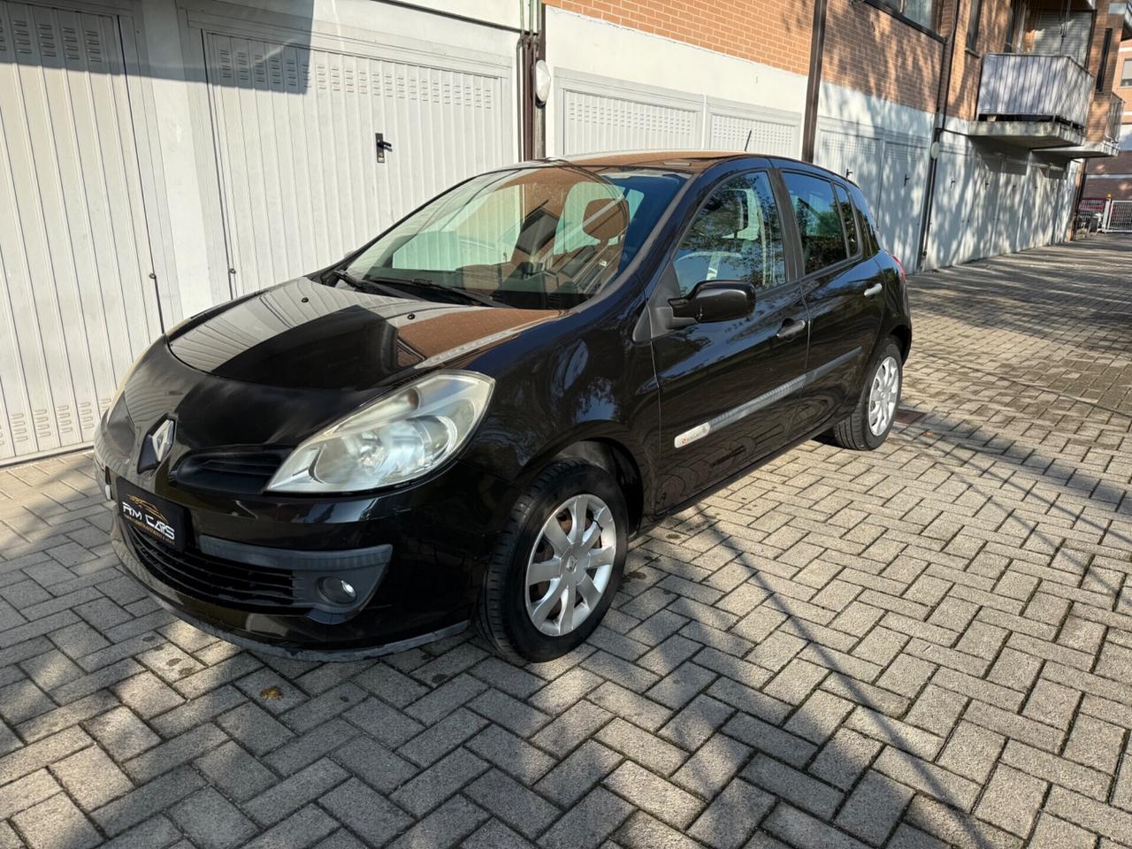 Renault Clio 1.2 16V 5 porte Le Iene