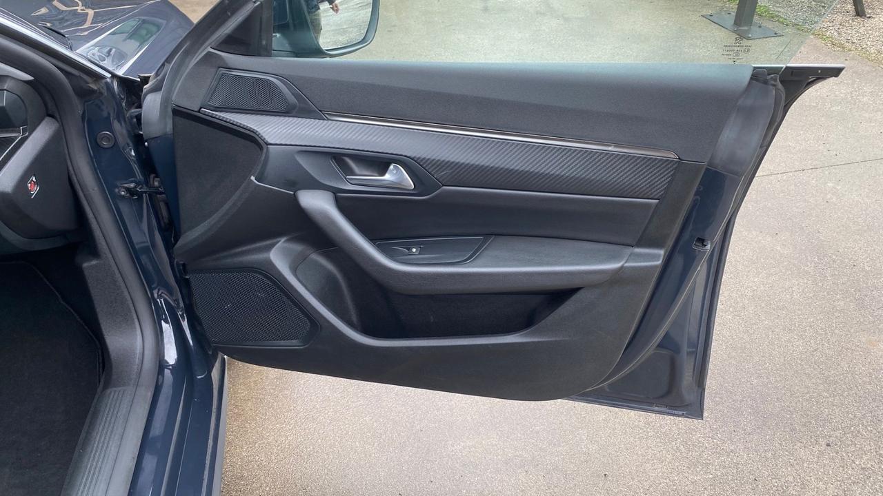 Peugeot 508 BlueHDi 130 Stop&Start EAT8 SW Allure