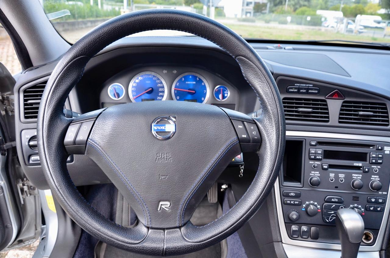 VOLVO V70 2.5 R AWD 300cv AUTO, ASI, ESENTE SUPERBOLLO, ECCELLENTI CONDIZIONI, INTROVABILE, TETTO, PERMUTE