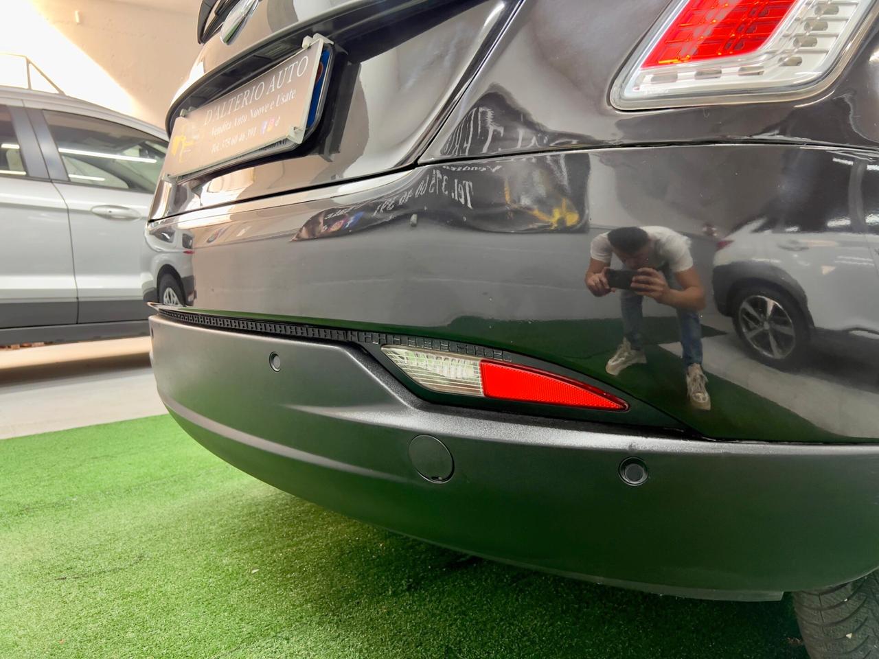 Lancia Delta 1.6 MJT DPF PLATINUM