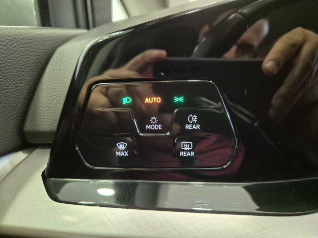 VOLKSWAGEN Golf 1.0 eTSI EVO DSG Life - NEOP. - ACC/Lim - Carplay