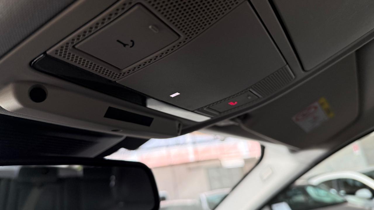 Land Rover Discovery Sport 2.0 TD4 150 CV HSE Luxury