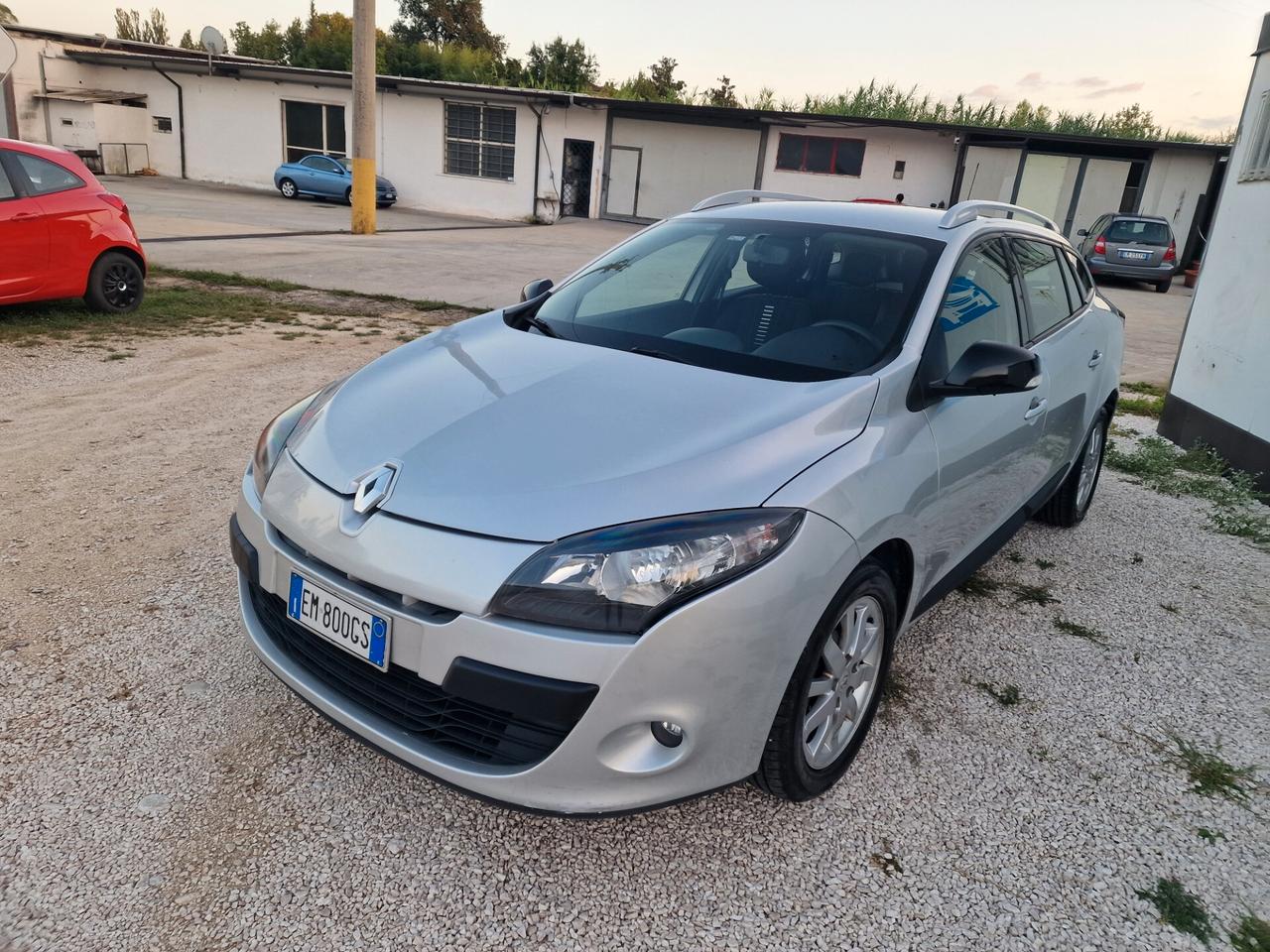 Renault Mégane 1.5 dCi 110CV SporTour Attractive
