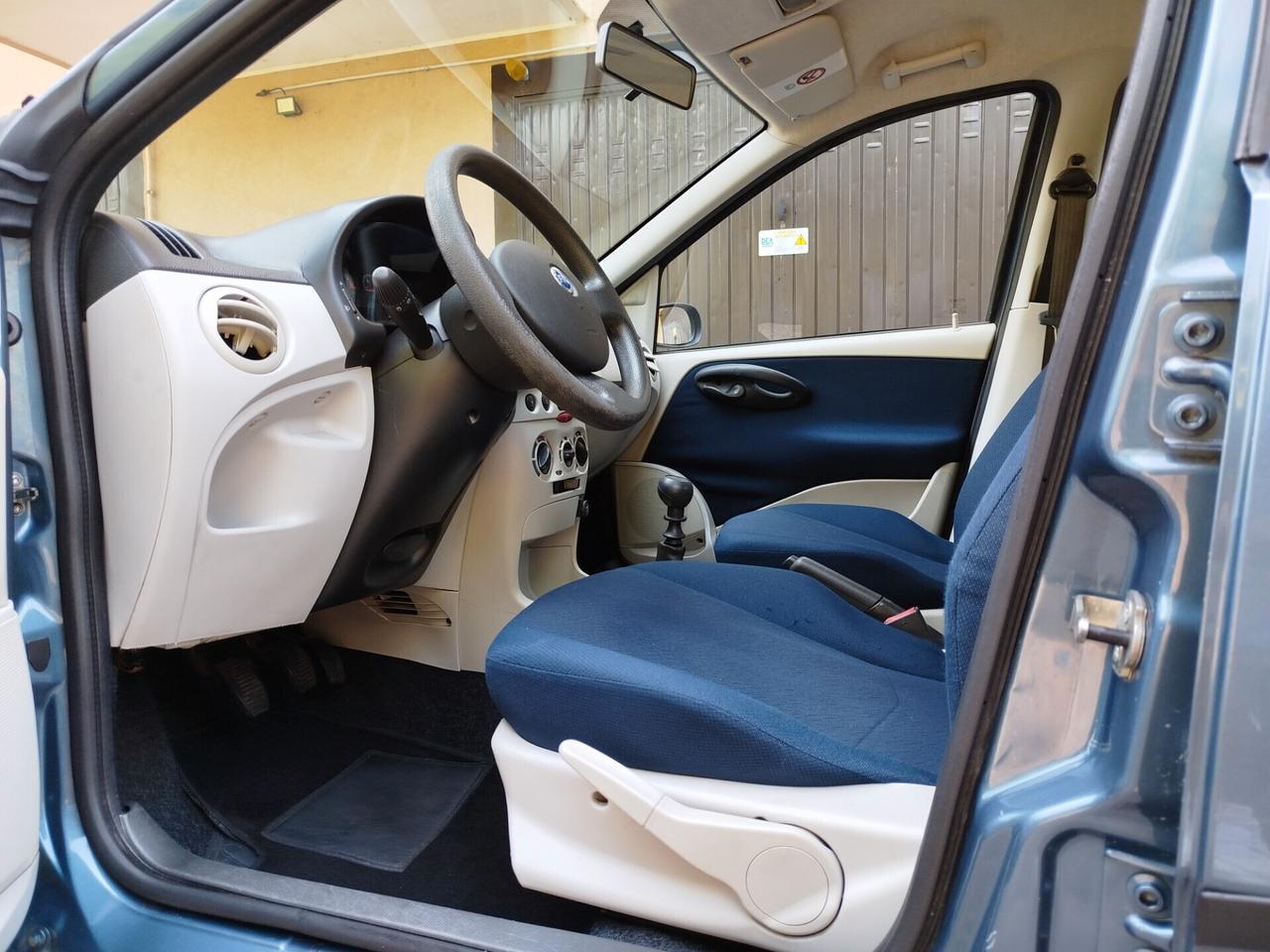 Fiat Punto 1.2 BENZINA 60cv / 44.000km / Neopat.