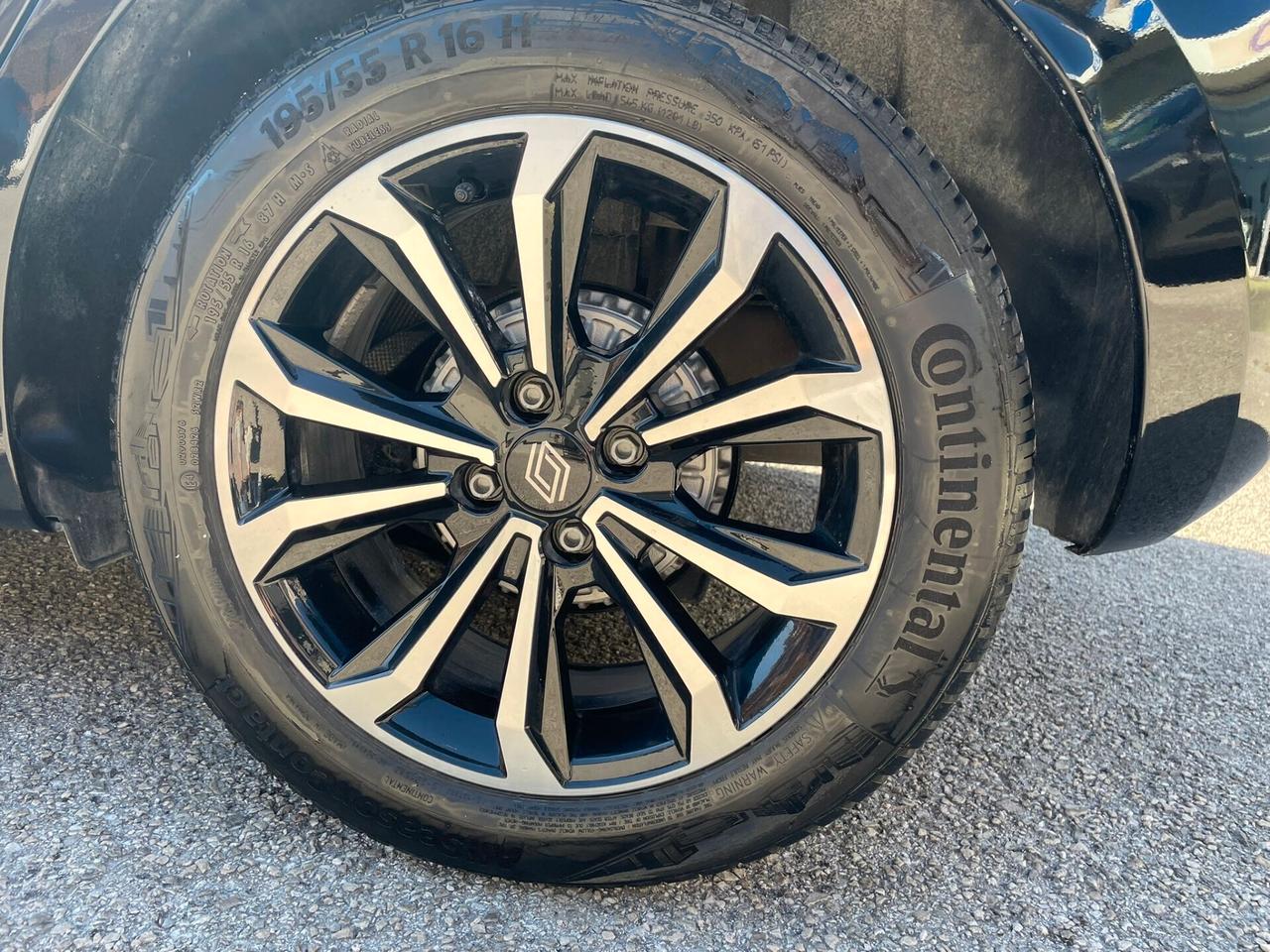 Renault Clio TCe 90 CV 5 porte Techno