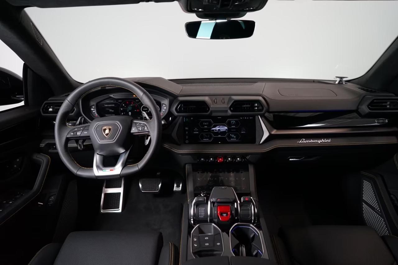 LAMBORGHINI Urus 4.0 SE 799cv Leasing da 4900 euro*Consegna 30 gg