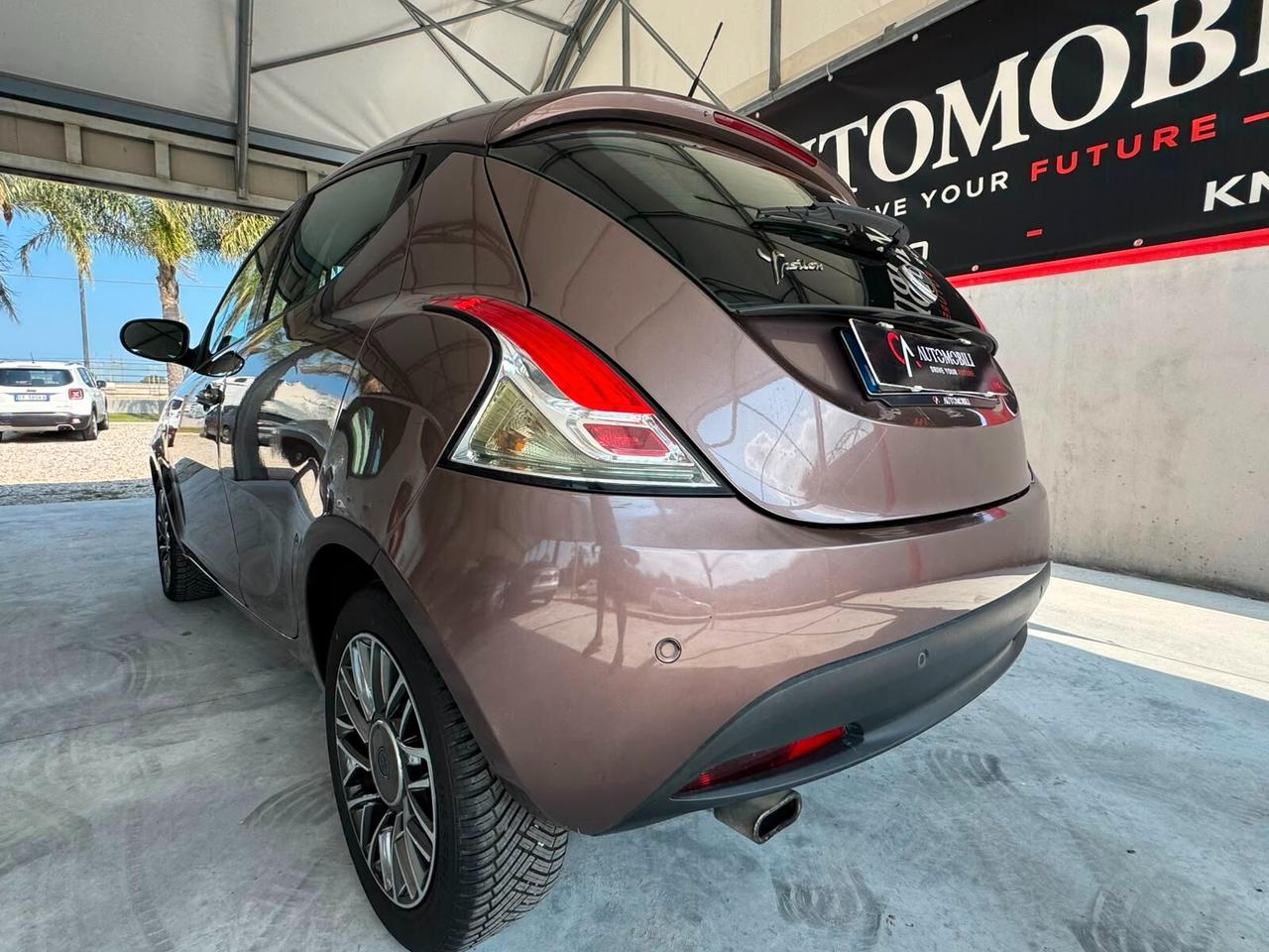 Lancia Ypsilon 1.2 69 CV 5 porte Elle