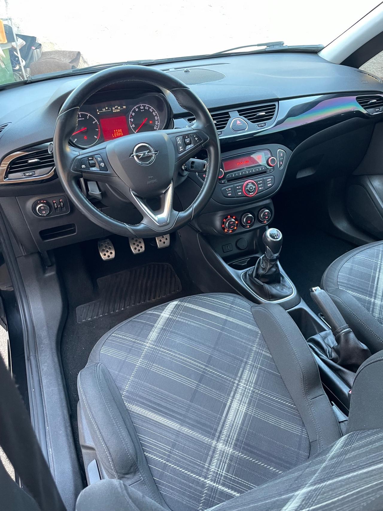 Opel Corsa 1.2 5 porte sport Full optional dal nord Italia