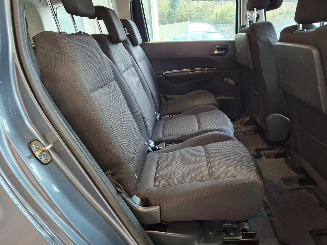 Peugeot 5008 1.6 HDi 112CV Business