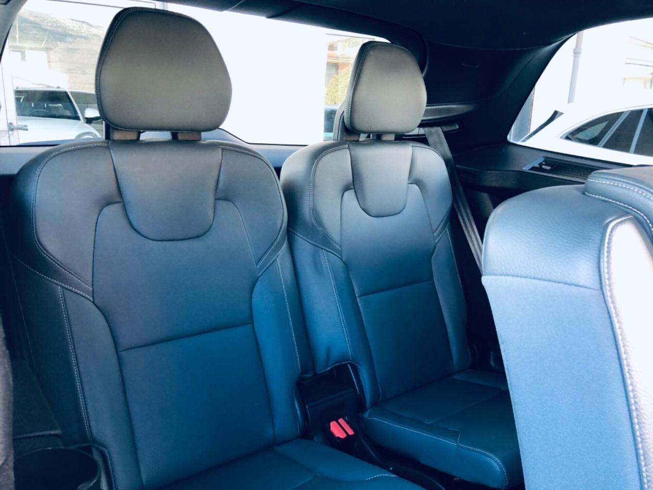 Volvo XC90 B5 (d) hybrid AWD7 posti Momentum telec