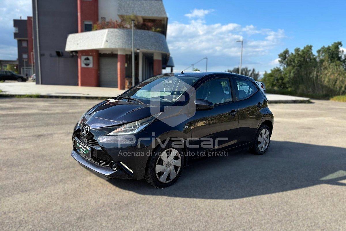 TOYOTA Aygo 1.0 VVT-i 69 CV 5 porte x-wave