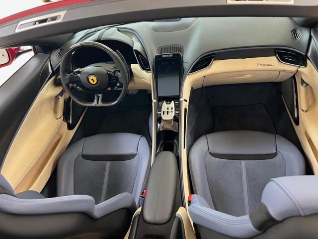 FERRARI Roma Spider / Pelle Carta da zucchero / UNICA