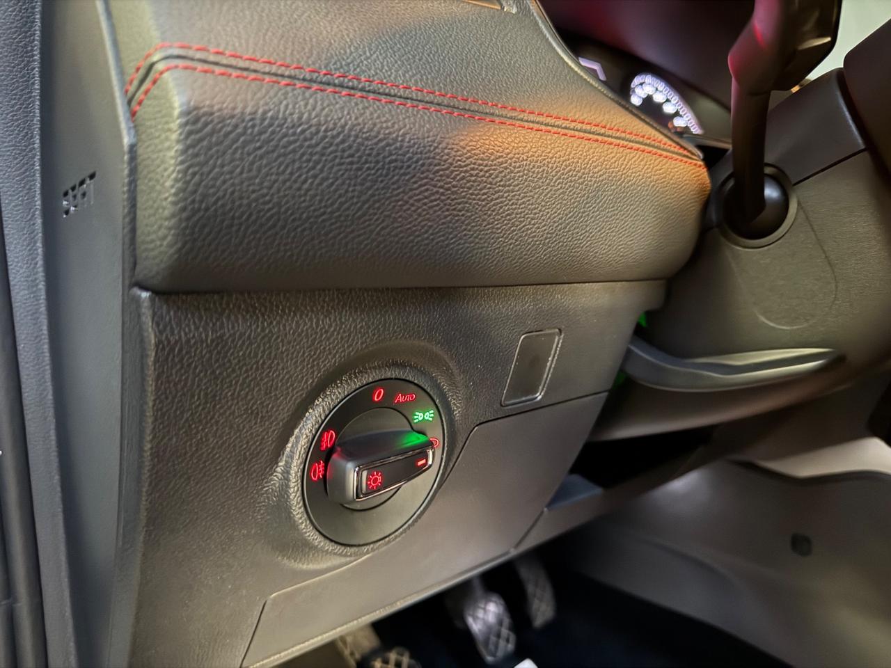 Seat Arona 1.0 TGI FR TELECAMERA POSTERIORE NEOPATENTAT