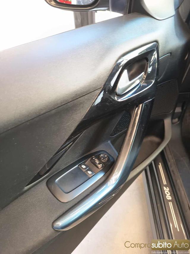 PEUGEOT 208 1° serie 1.2 VTi 82 CV 5 porte Active