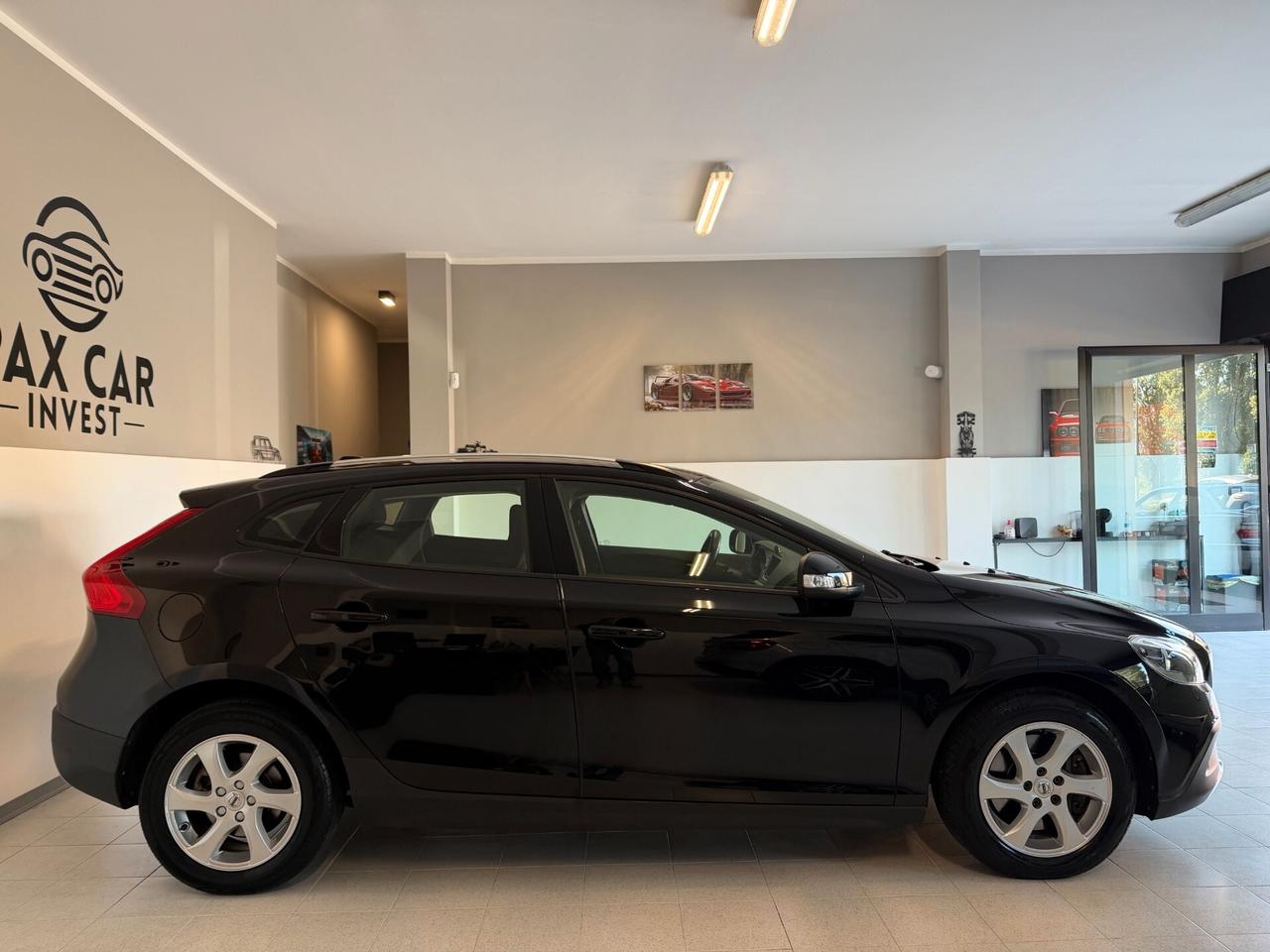 Volvo V40 Cross Country D2 Business 120CV NEOPATENTATI FINANZIABILE