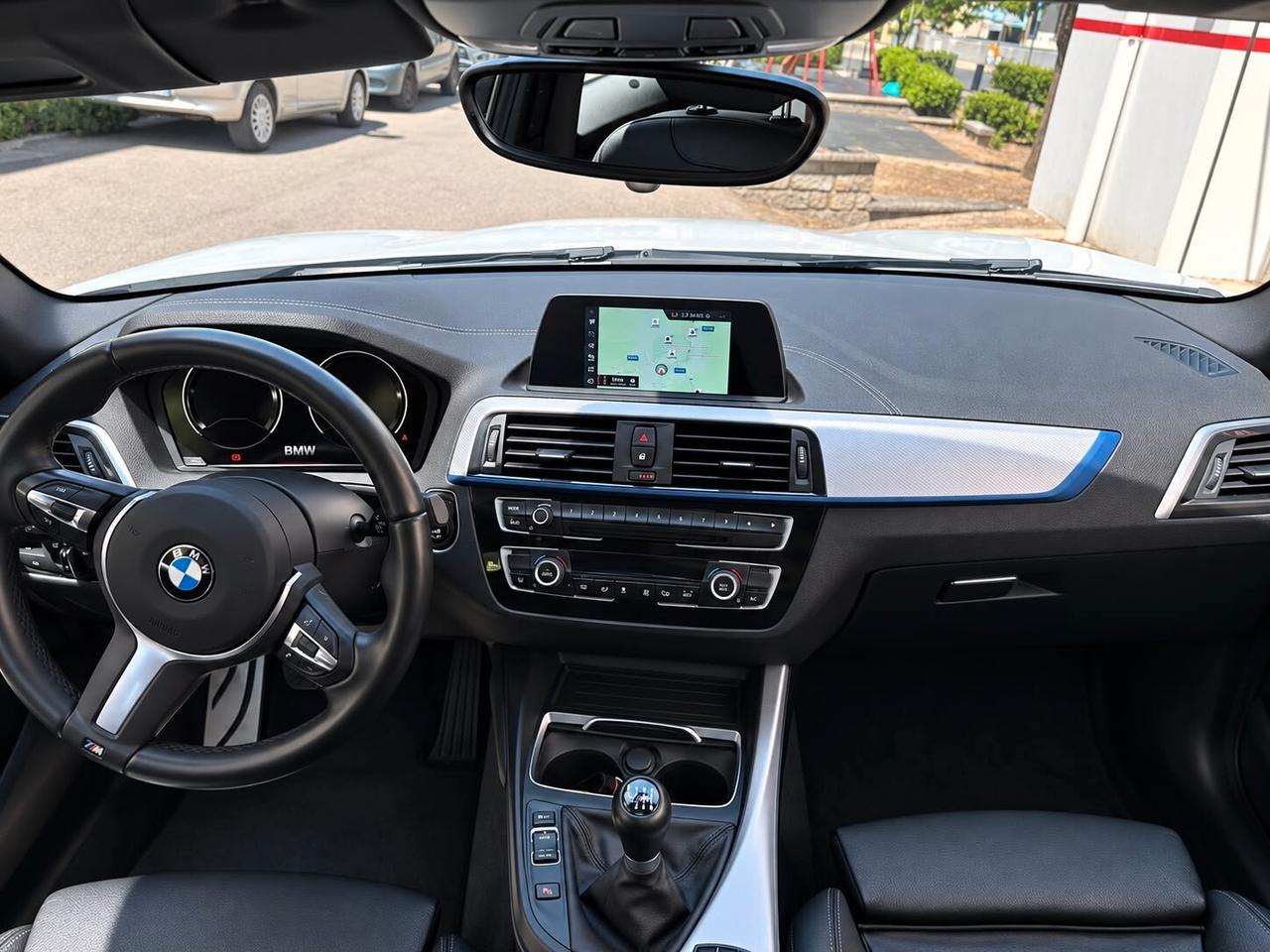Bmw 116 116d 5p. Msport