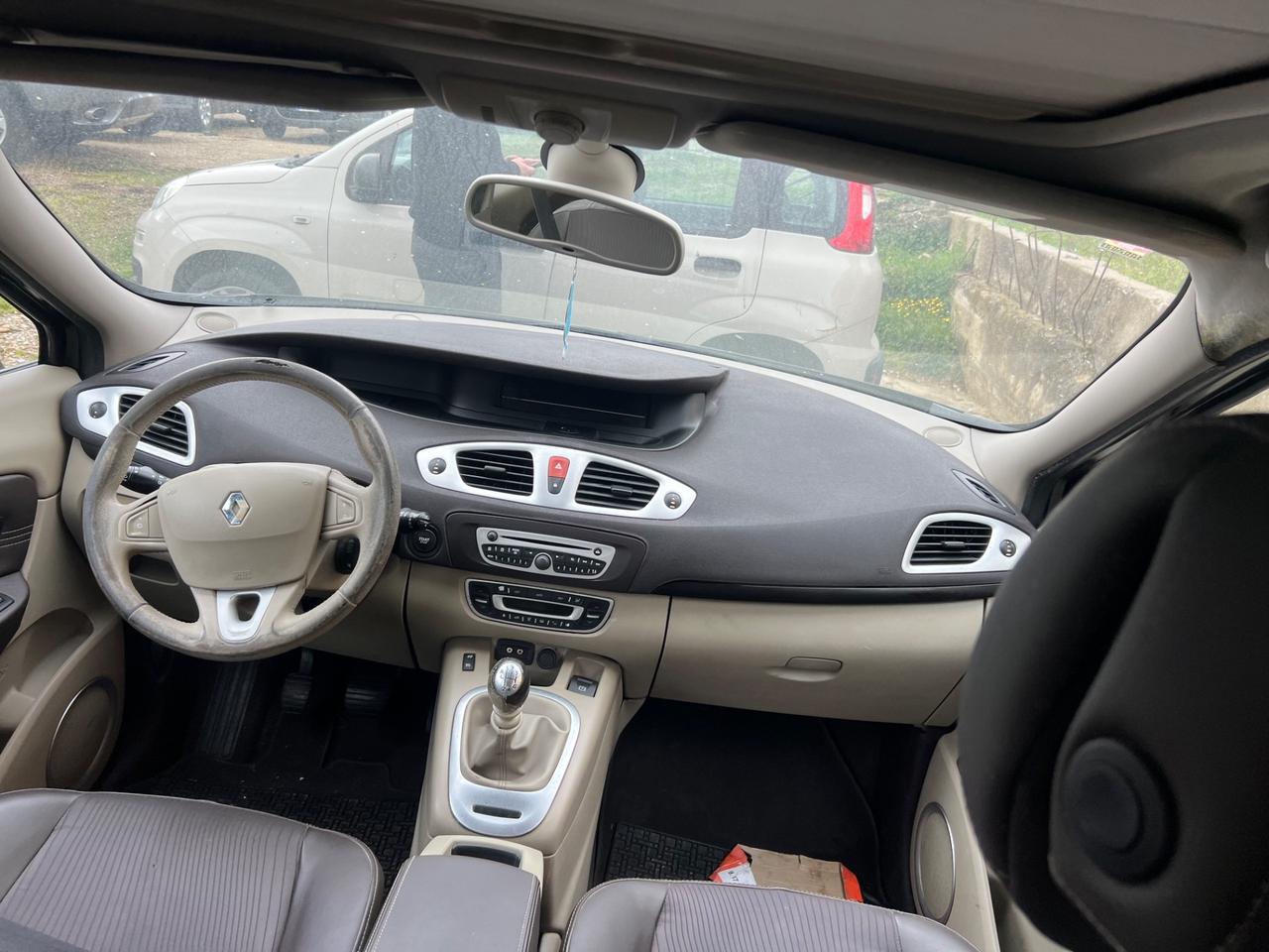 Renault Scenic Scénic 1.9 dCi 130CV Dynamique