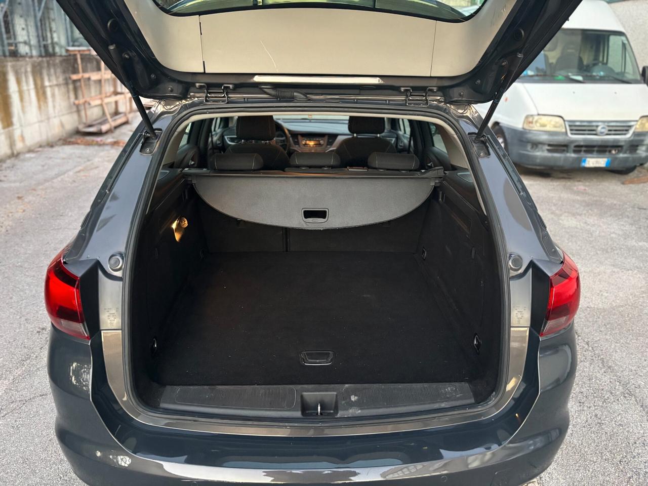 Opel Astra 1.6 CDTi 110CV Start&Stop Sports Tourer Innovation OK NEOPATENTATI