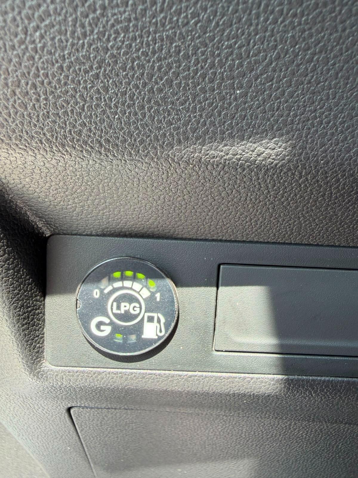 Renault Captur TCe 100 CV GPL Techno