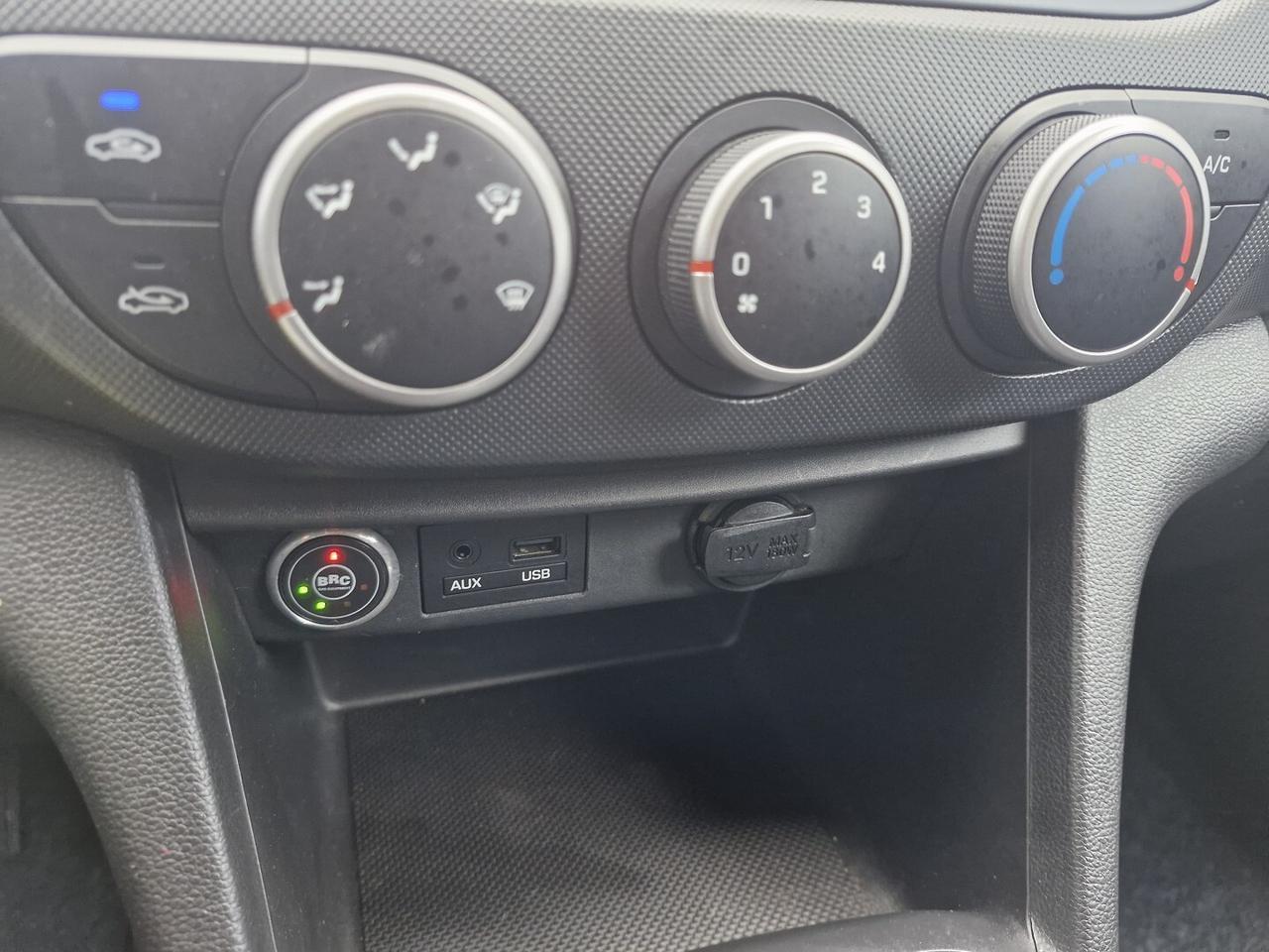 HYUNDAI I10 1.0 GPL Econext CONNECTLINE 11/2020