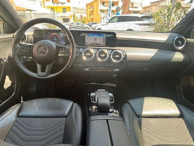 MERCEDES-BENZ A 180 d Automatic Business