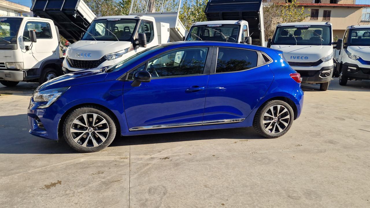Renault Clio Full Hybrid E-Tech 145 CV 5 porte Equilibre