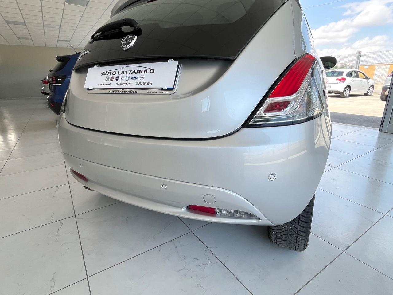 Lancia Ypsilon 1.2 69 CV 5 porte 39000 KM