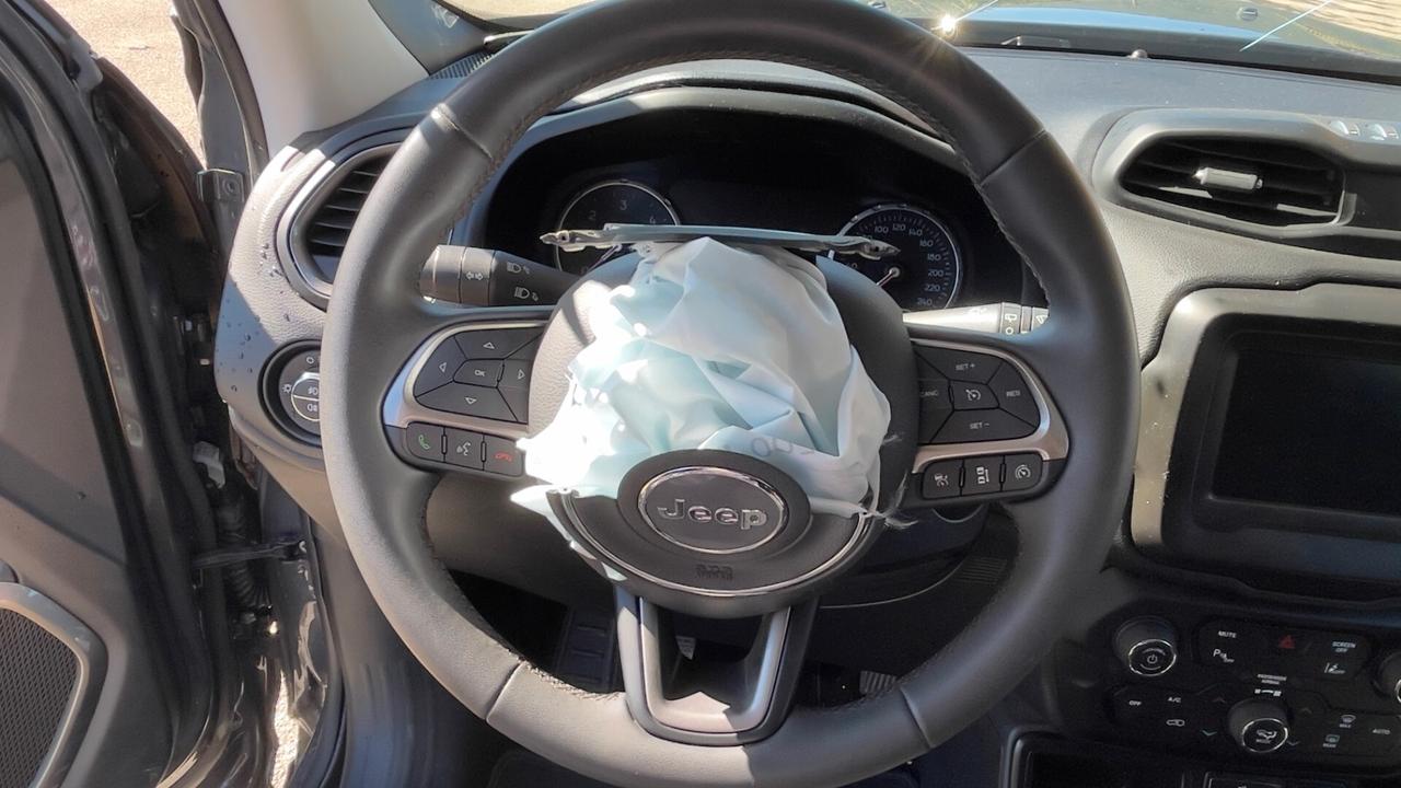Jeep Renegade 1.6 Mjt 130 CV Limited - incidentata