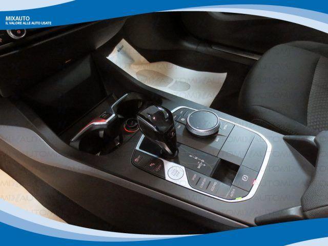 BMW 116 D 5 Porte Business Advantage AUT EU6