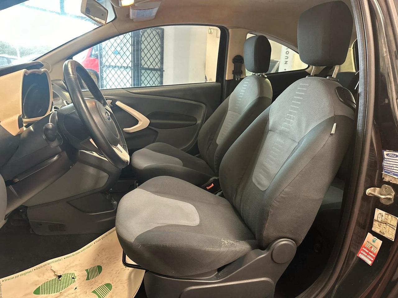 Ford Ka 1.3 TDCi 75CV Titanium