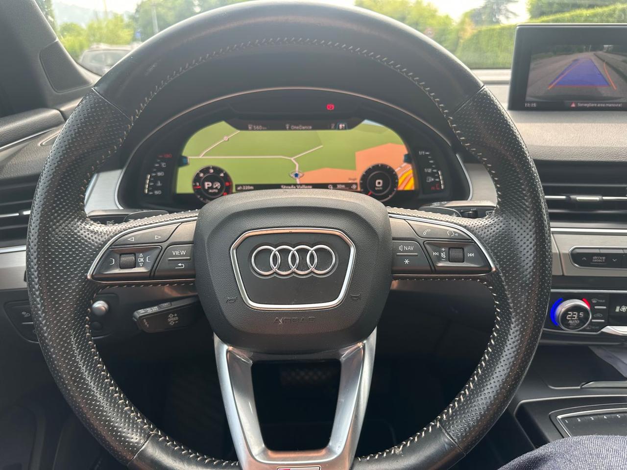 Audi Q7 S Line 3.0 TDI #5846
