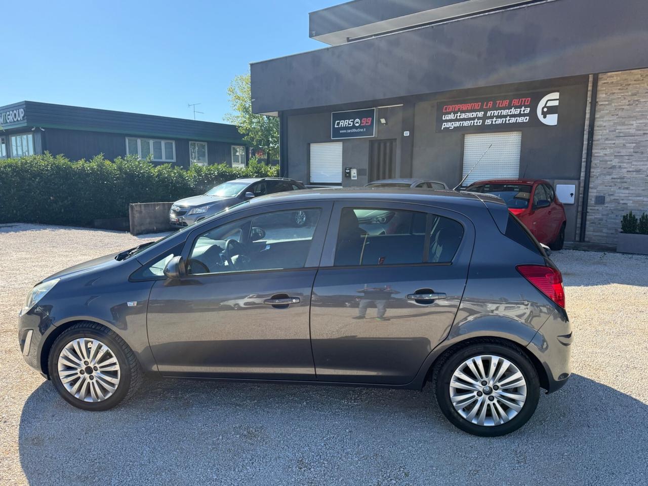 Opel Corsa 1.2 5 porte COSMO