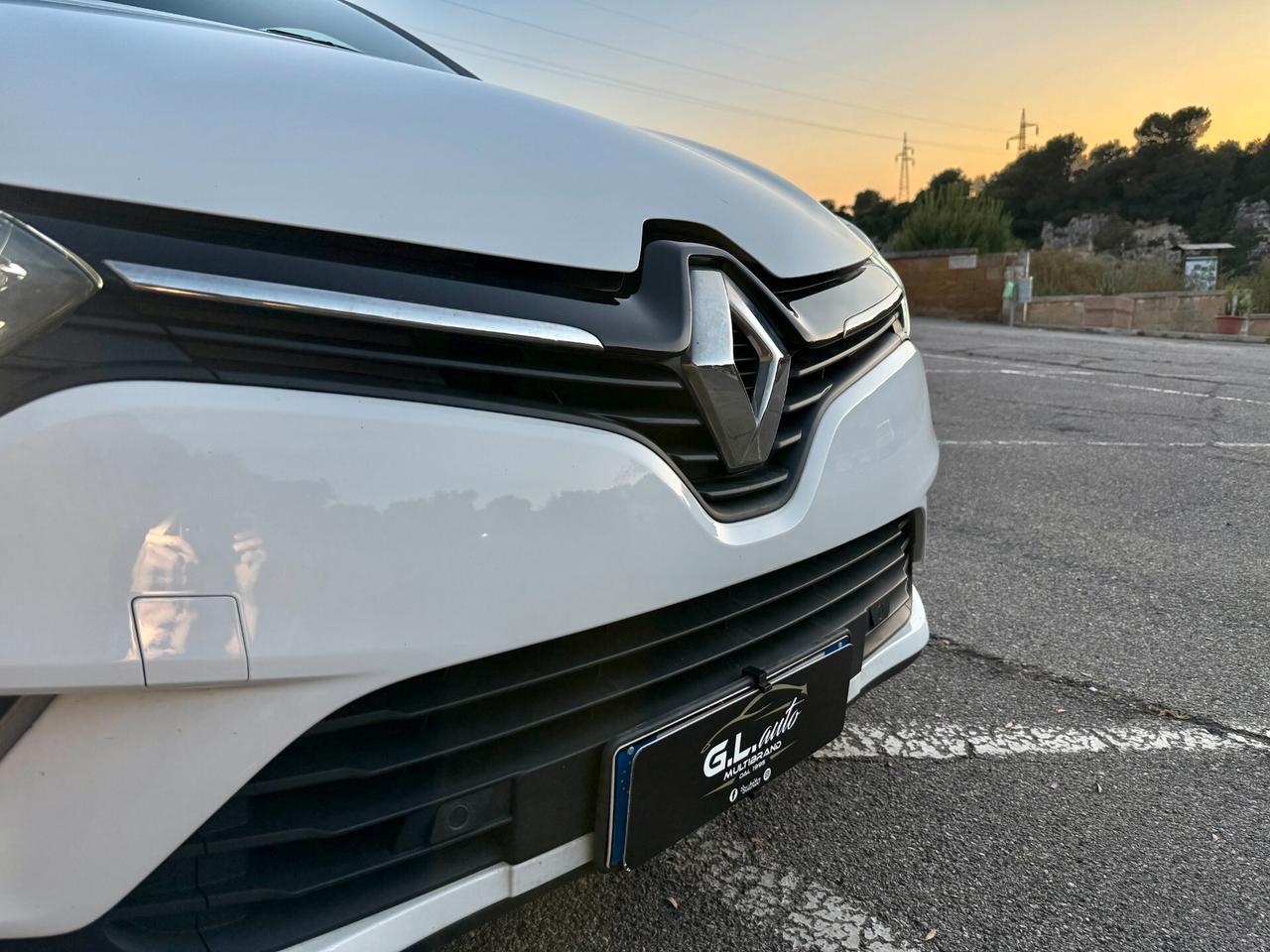 Renault Clio/1.5 75CV/CERCHI 17/FULL LED/RETROCAMERA