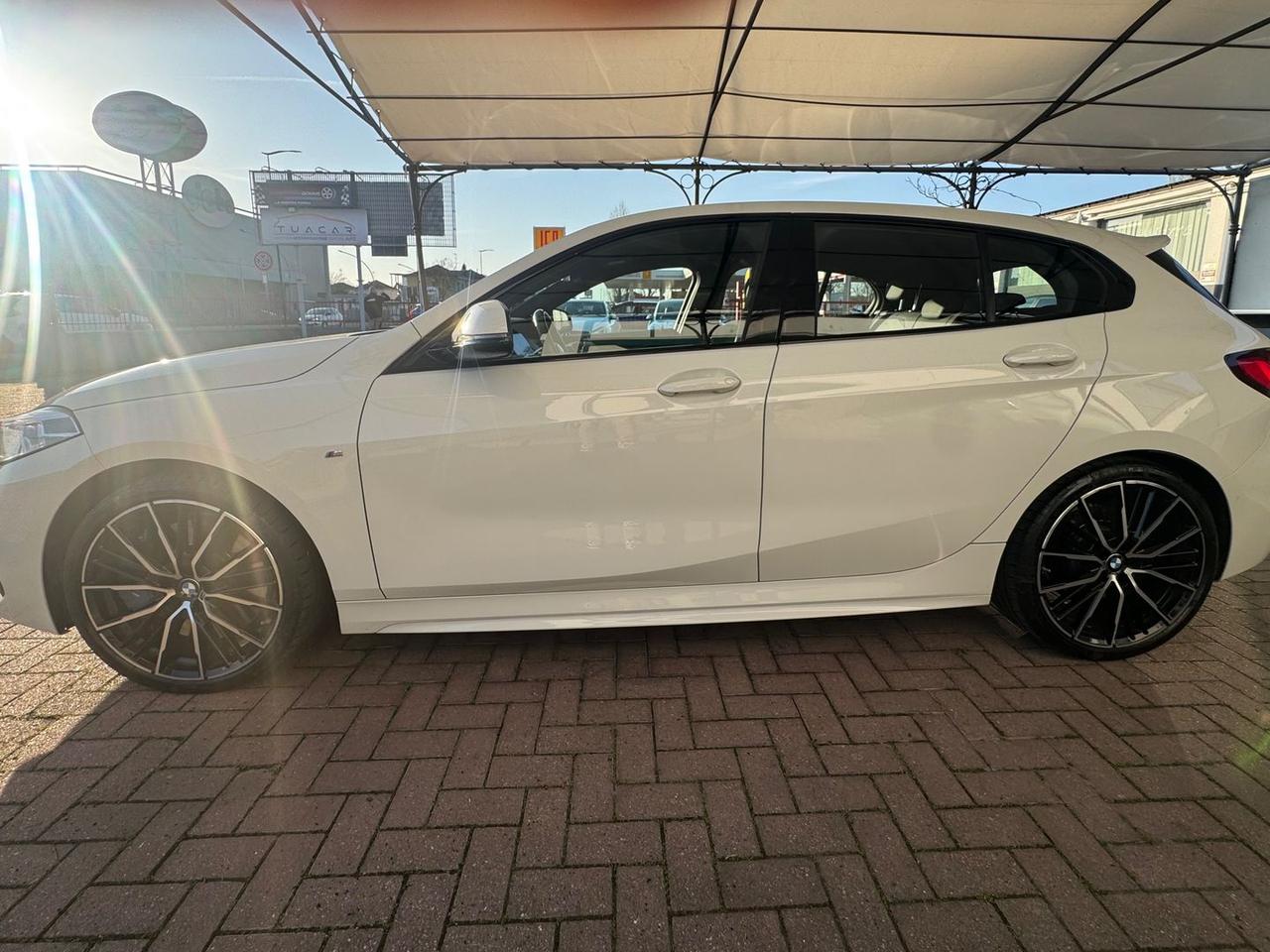 Bmw 118 M Sport 118 d #10022
