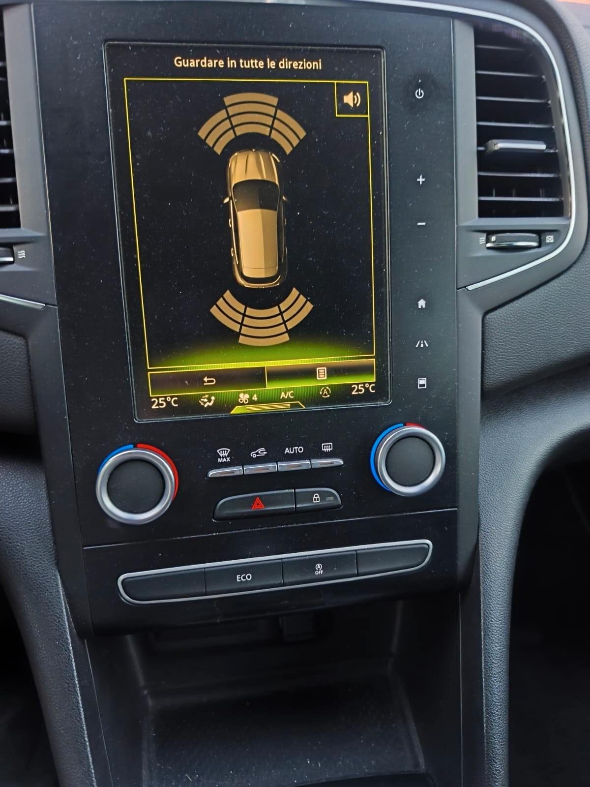 Renault Megane 2018---1.2 Benzina Automatica