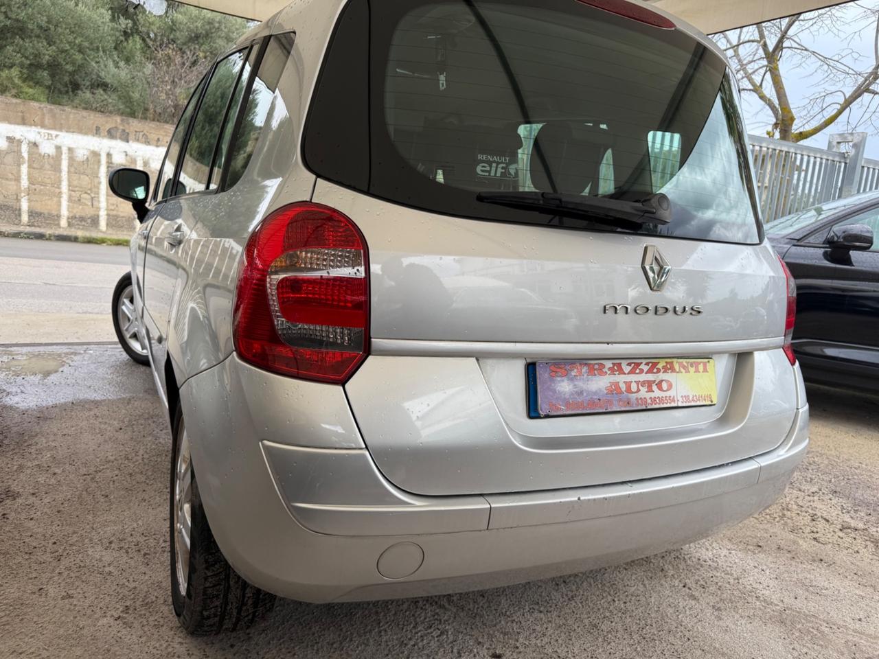 Renault Modus Grand 1.5 dCi 85CV Dynamique