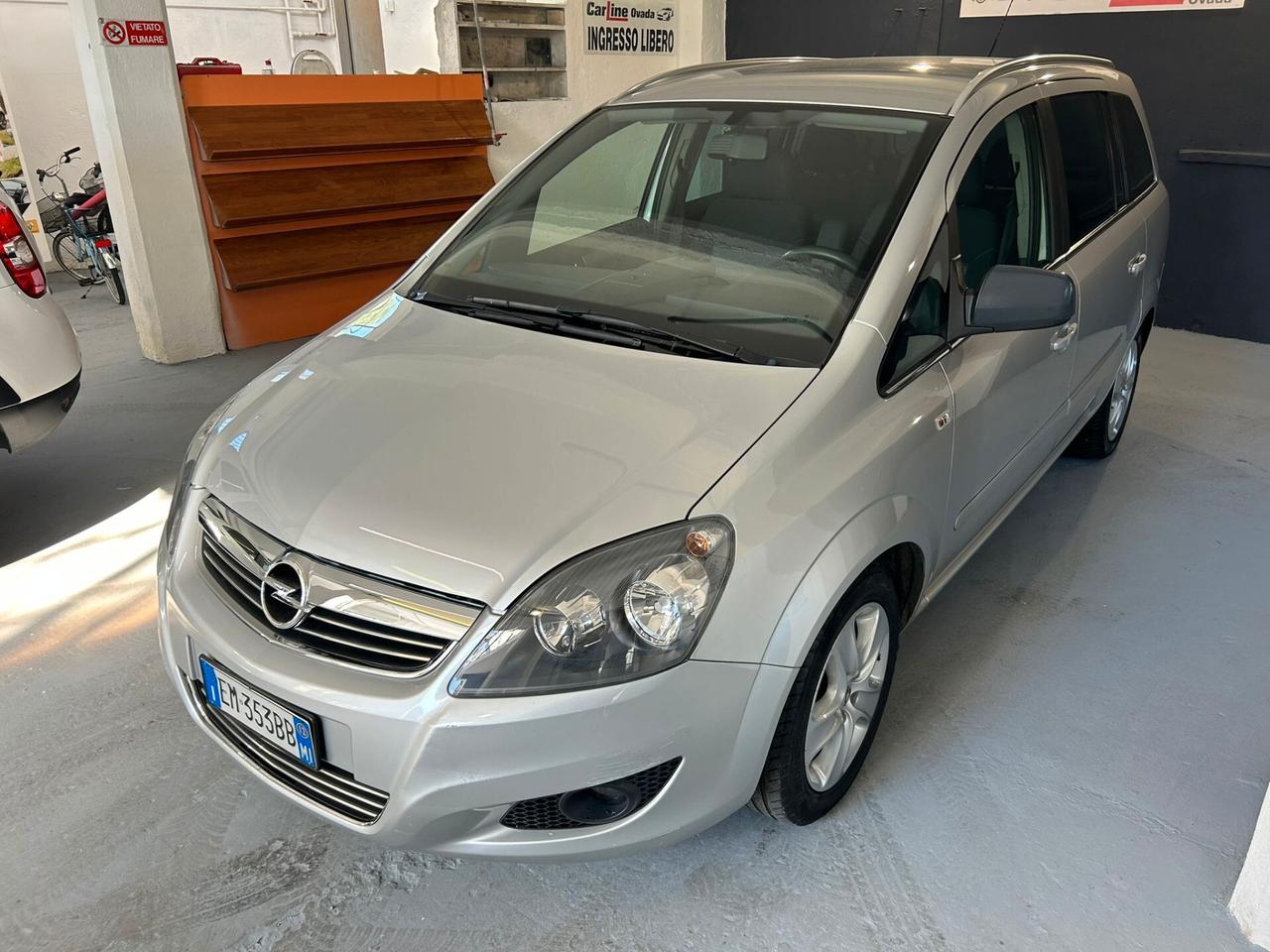 Opel Zafira 1.8 16V VVT One
